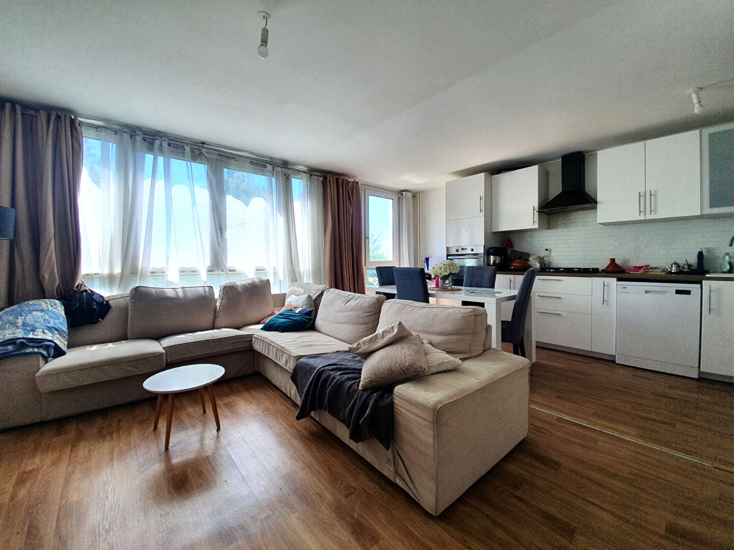 Appartement Guyancourt 4 pièce(s) 82 m2 Appartement Guyancourt 4 pièce(s) 82 m2